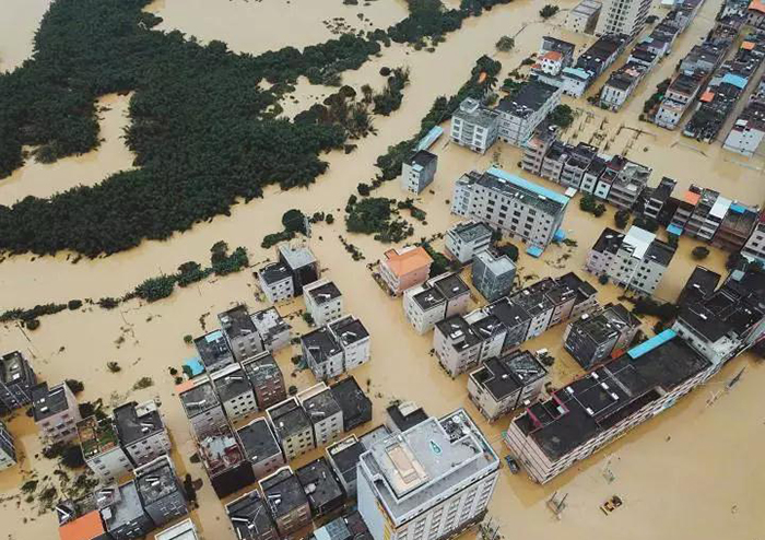 君林集團全體同仁為潮汕受災同胞愛心捐贈 