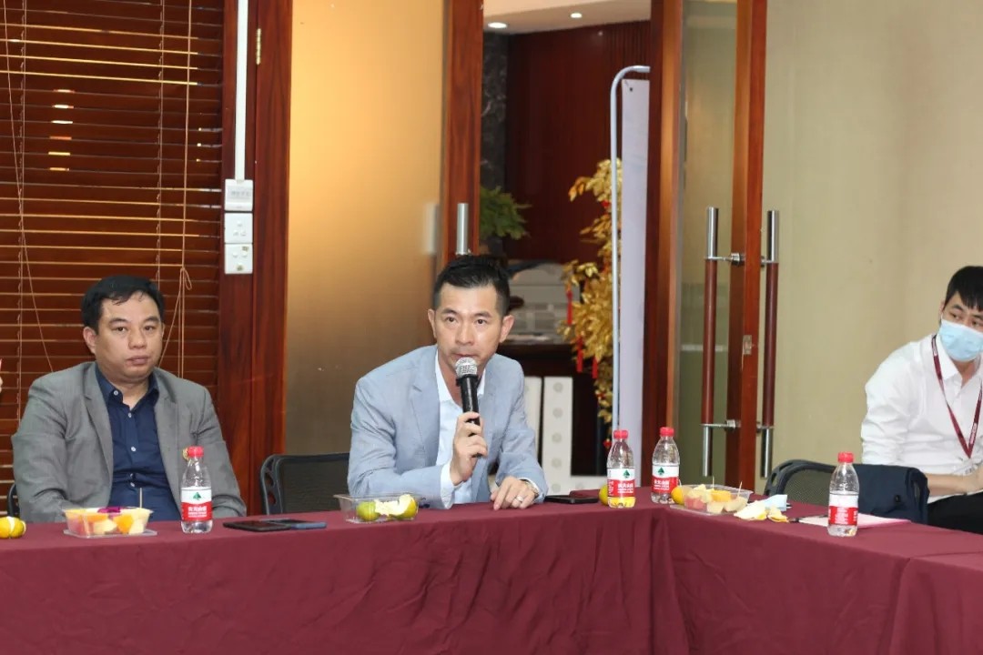 熱烈歡迎深圳市芯片行業(yè)協(xié)會(huì)蒞臨君林集團(tuán)交流座談! 熱烈歡迎深圳市芯片行業(yè)協(xié)會(huì)蒞臨君林集團(tuán)交流座談!