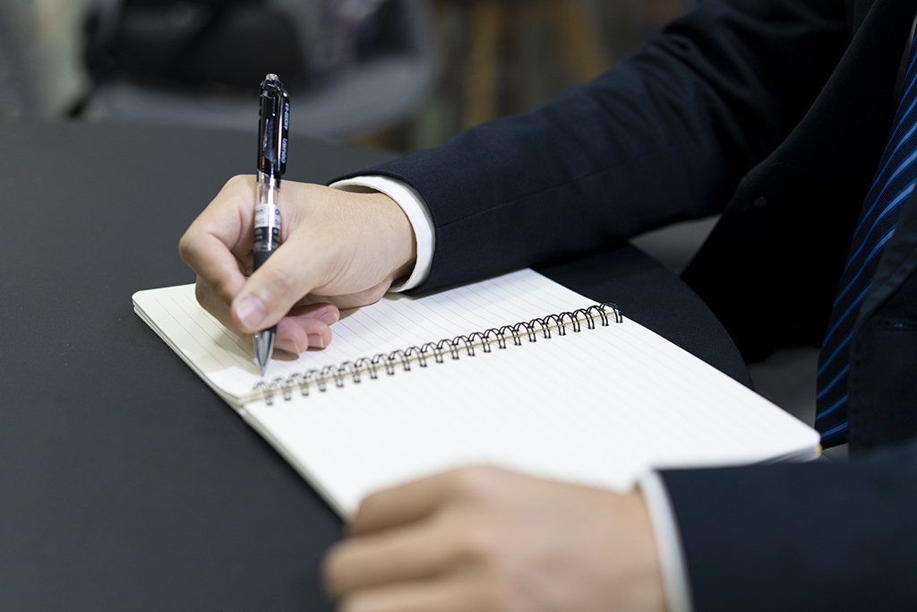 香港公司做賬審計含義，根據(jù)報告發(fā)布意見